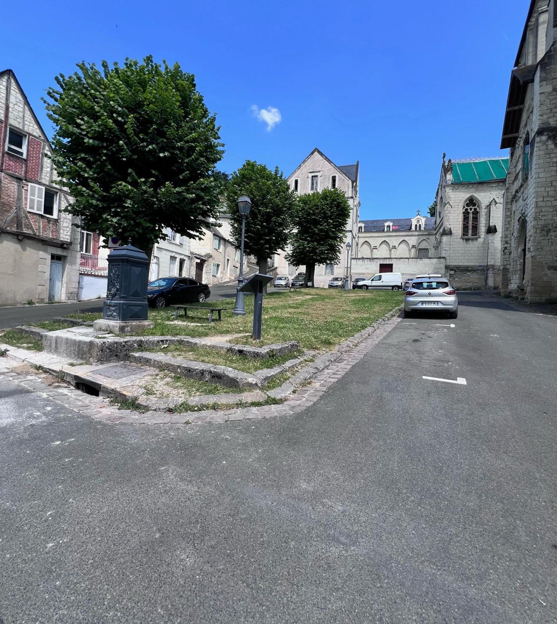 Le Jeanne, Appartement En Duplex Proche Forteresse Et Centre Ville Chinon Ngoại thất bức ảnh
